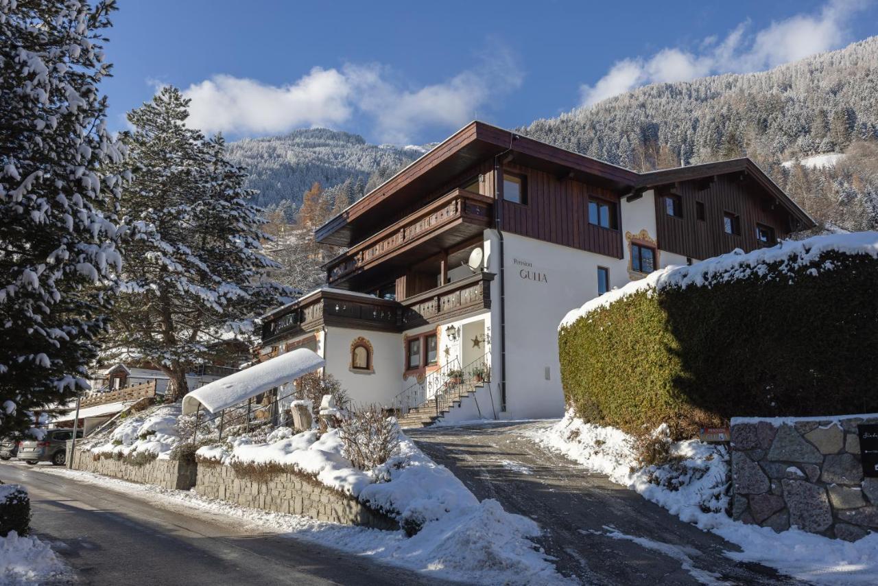 Pension Gulla - Ferienhaus Appartements B&B นอยชติฟ อิม ชตูไปทัล ภายนอก รูปภาพ