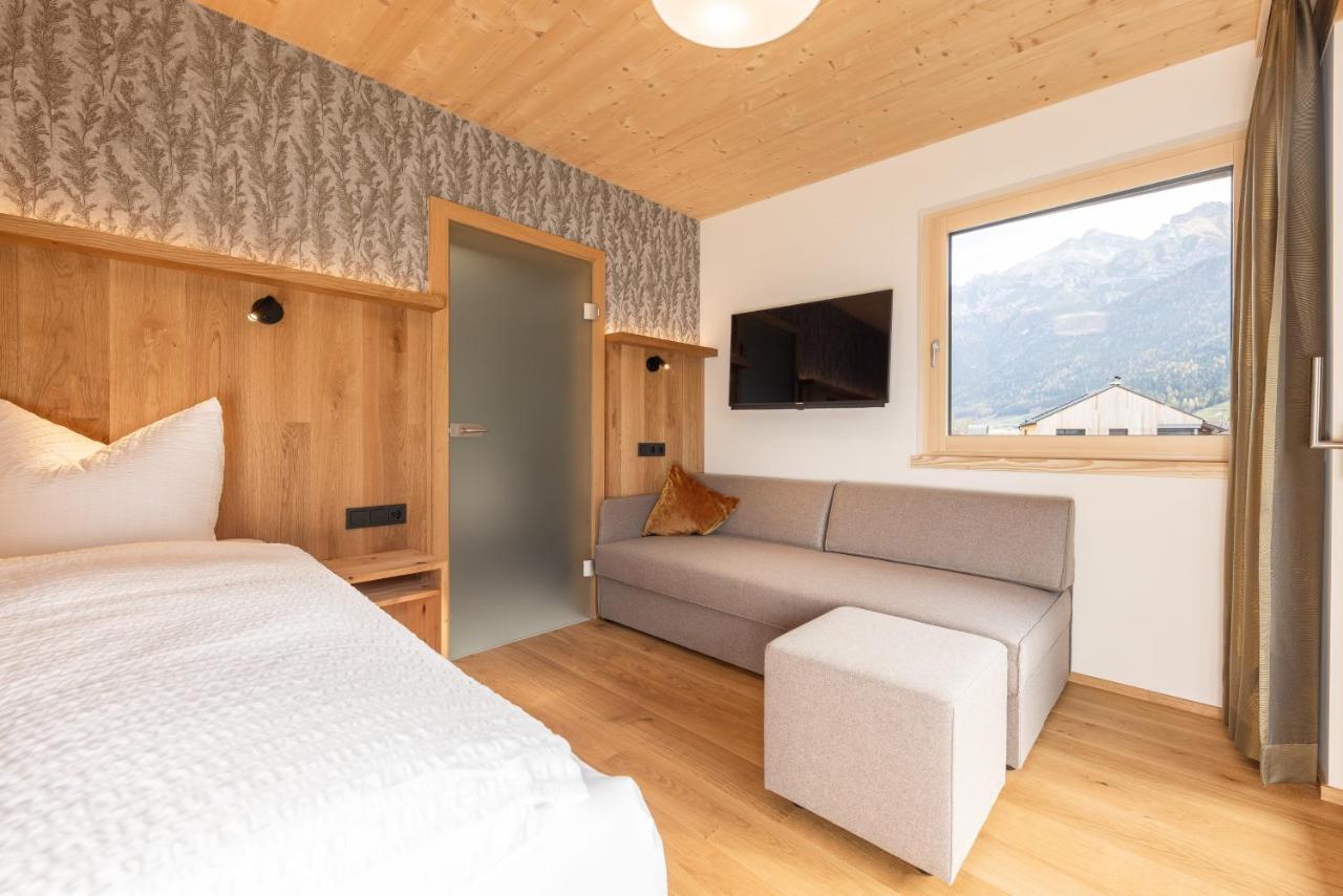 Pension Gulla - Ferienhaus Appartements B&B นอยชติฟ อิม ชตูไปทัล ภายนอก รูปภาพ