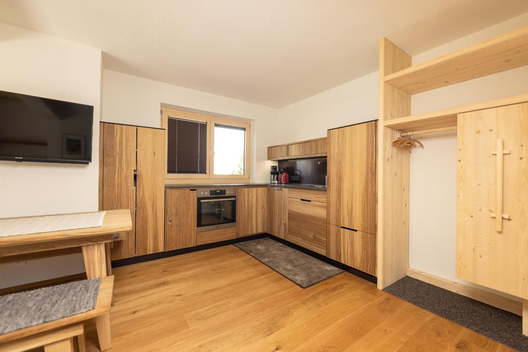 Pension Gulla - Ferienhaus Appartements B&B นอยชติฟ อิม ชตูไปทัล ภายนอก รูปภาพ