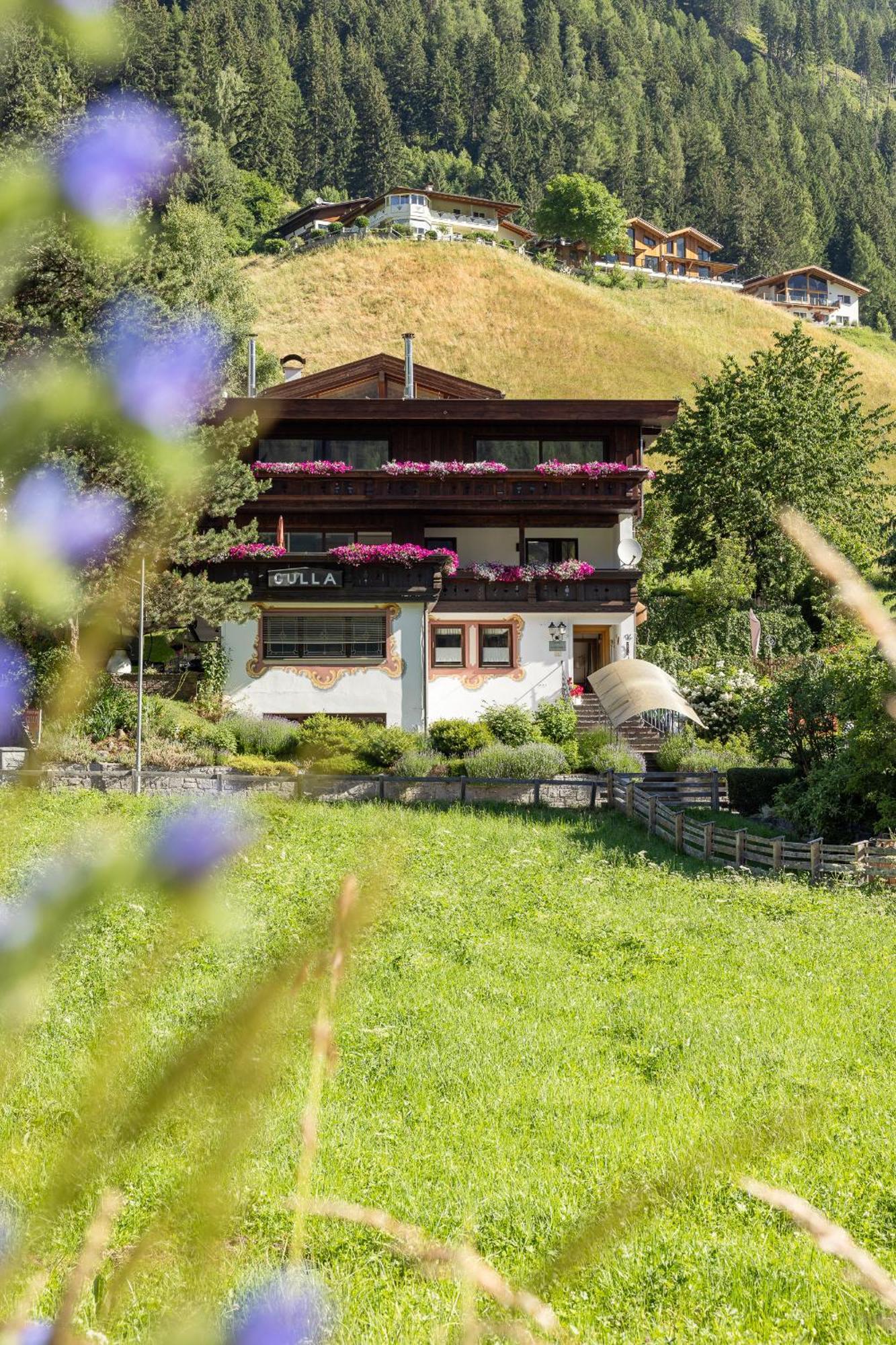 Pension Gulla - Ferienhaus Appartements B&B นอยชติฟ อิม ชตูไปทัล ภายนอก รูปภาพ