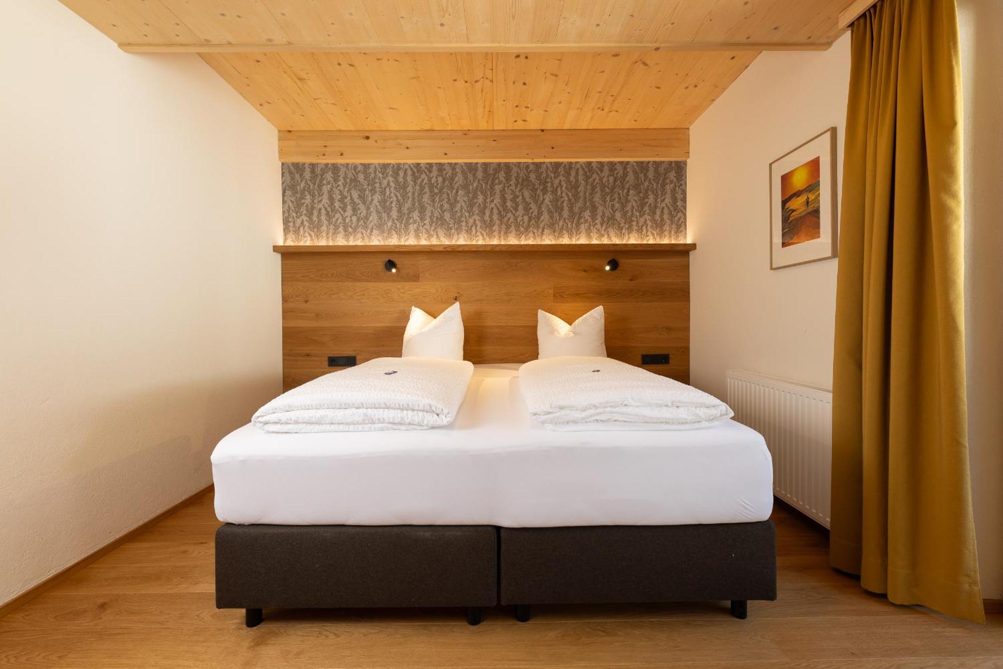 Pension Gulla - Ferienhaus Appartements B&B นอยชติฟ อิม ชตูไปทัล ภายนอก รูปภาพ